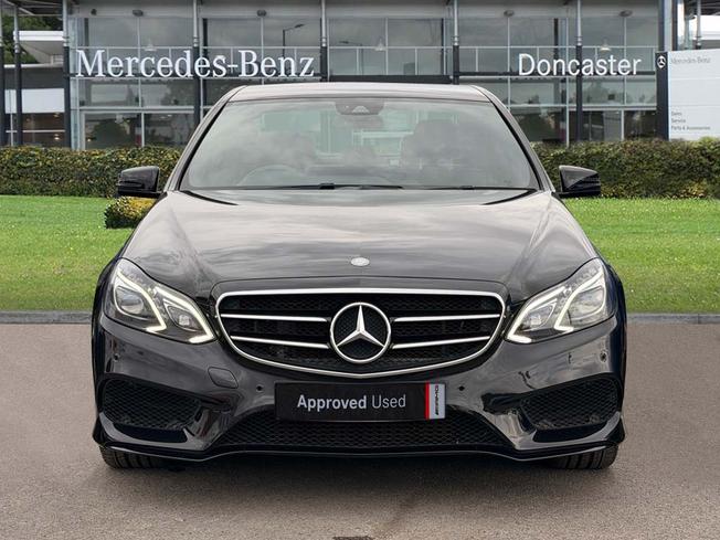 MERCEDES-BENZ E Class Photo 10