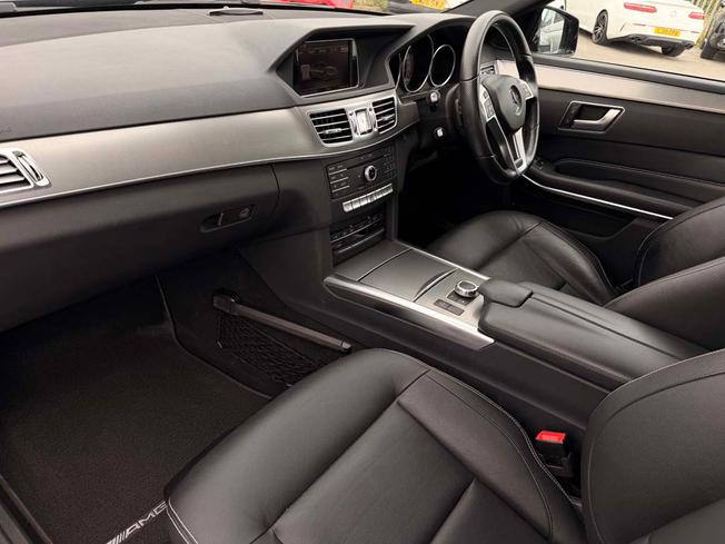 MERCEDES-BENZ E Class Photo 3