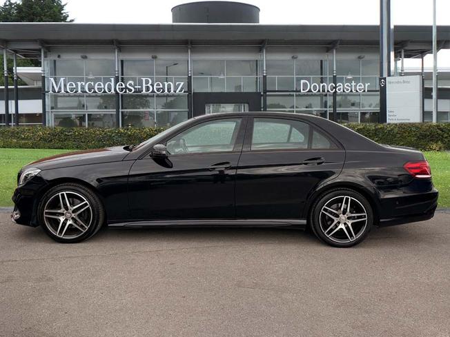 MERCEDES-BENZ E Class Photo 7