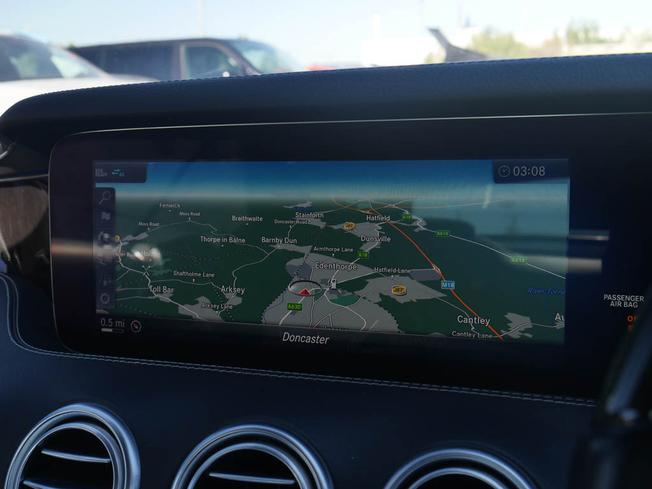 MERCEDES-BENZ S Class Photo 20
