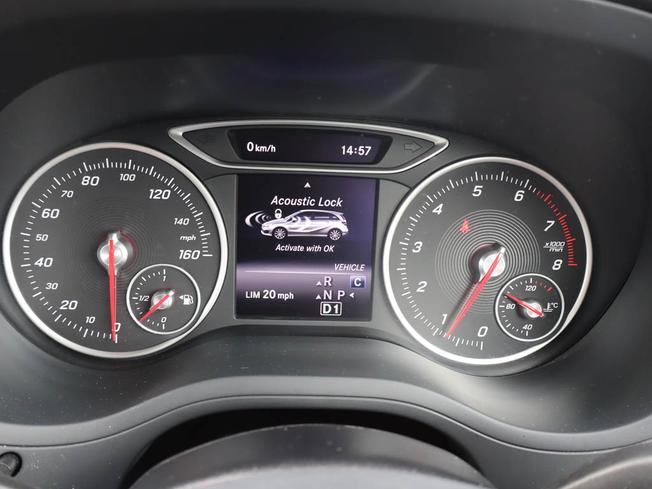 MERCEDES-BENZ B Class Photo 28