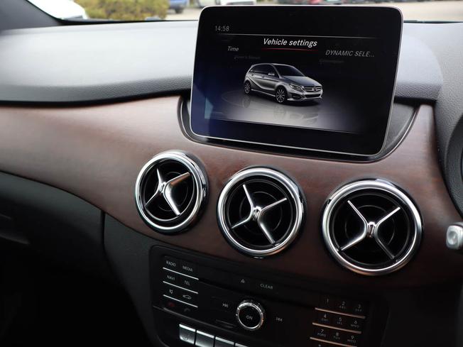 MERCEDES-BENZ B Class Photo 33