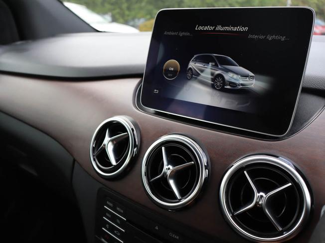 MERCEDES-BENZ B Class Photo 36