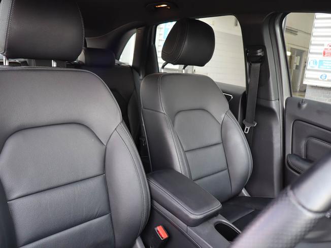 MERCEDES-BENZ B Class Photo 47