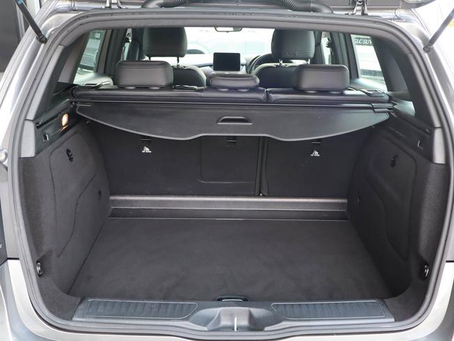 MERCEDES-BENZ B Class Photo 9