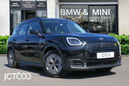 2025 MINI COUNTRYMAN SE 66.5KWH CLASSIC ALL4 PRICE 28,590 FINANCE 388.48 ELECTRIC 2025 5,317 MILES... photo