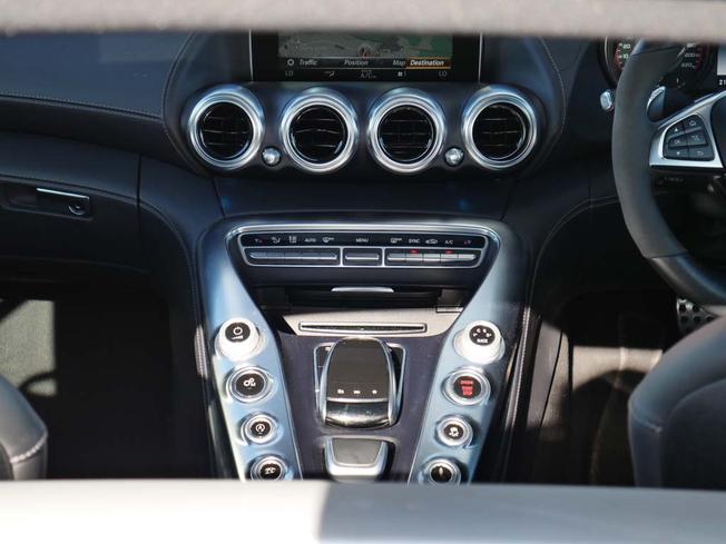 MERCEDES-BENZ AMG GT Photo 27