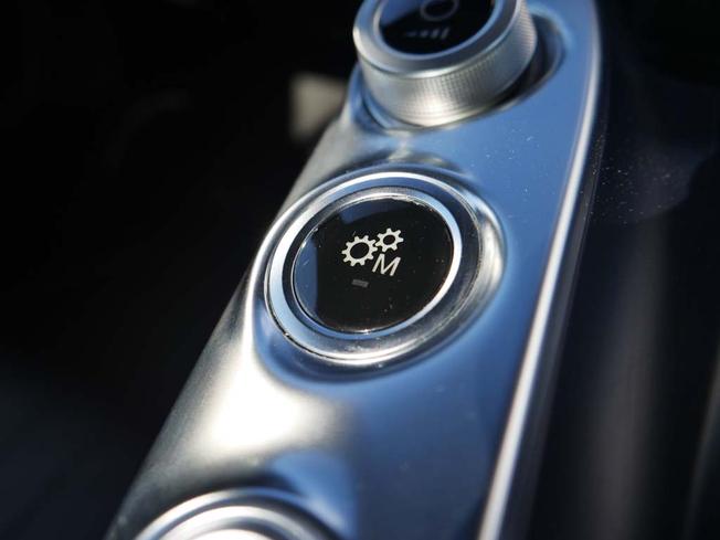 MERCEDES-BENZ AMG GT Photo 35