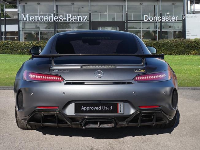 MERCEDES-BENZ AMG GT Photo 10