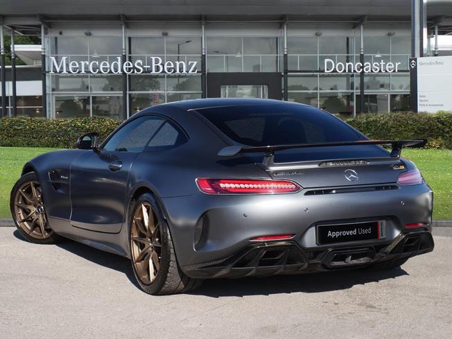 MERCEDES-BENZ AMG GT Photo 2