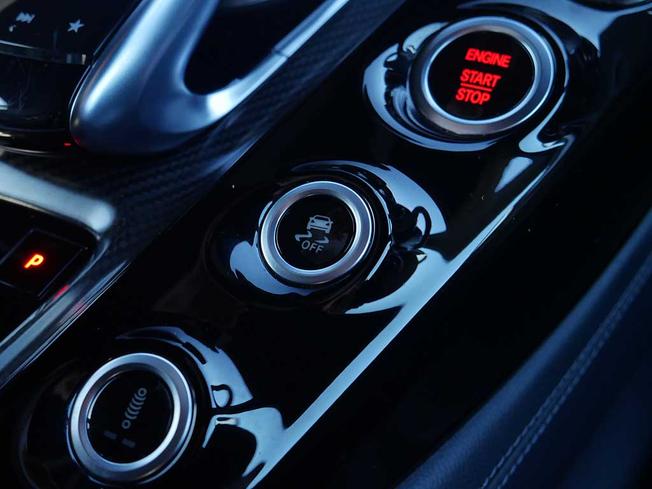 MERCEDES-BENZ AMG GT Photo 28