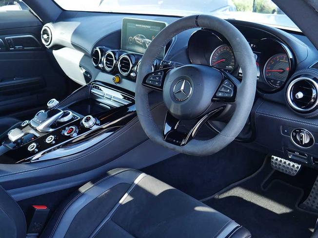 MERCEDES-BENZ AMG GT Photo 33