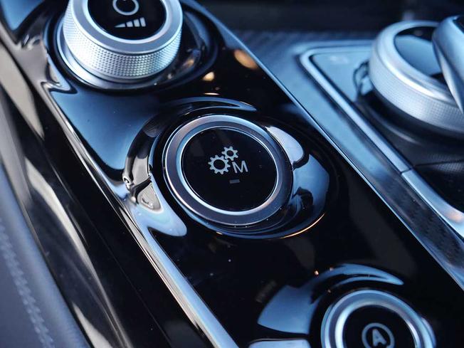 MERCEDES-BENZ AMG GT Photo 39