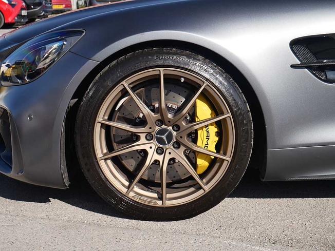 MERCEDES-BENZ AMG GT Photo 6