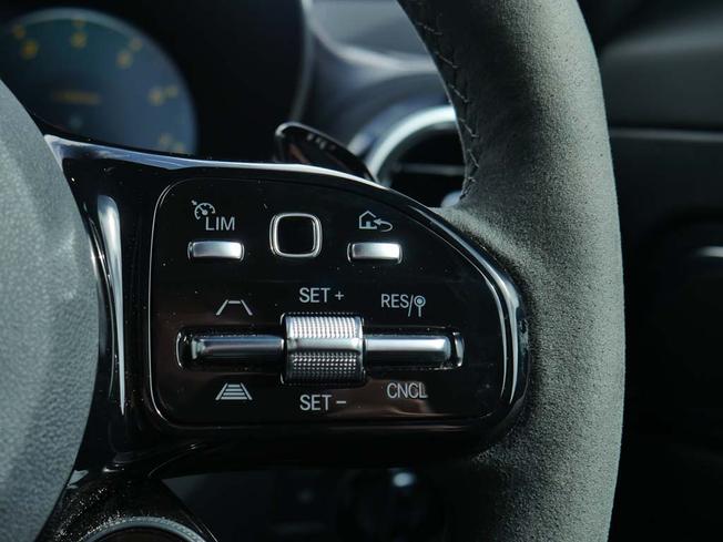 MERCEDES-BENZ AMG GT Photo 12