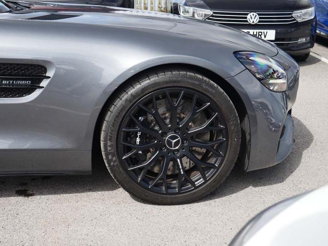 MERCEDES-BENZ AMG GT Photo 6