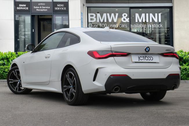 BMW 4 Series Photo 2