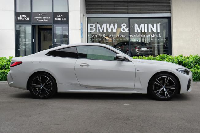 BMW 4 Series Photo 3