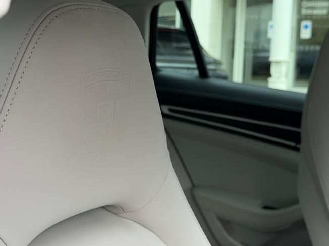 PORSCHE Panamera Photo 13