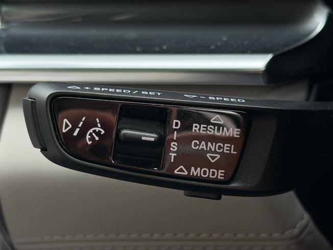PORSCHE Panamera Photo 17
