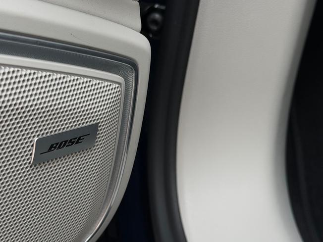 PORSCHE Panamera Photo 19