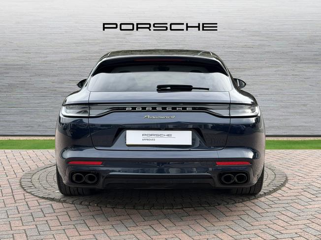 PORSCHE Panamera Photo 7