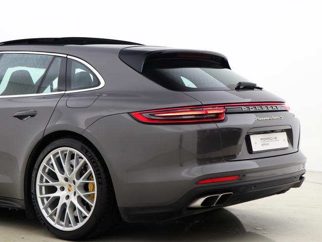 PORSCHE Panamera Photo 21