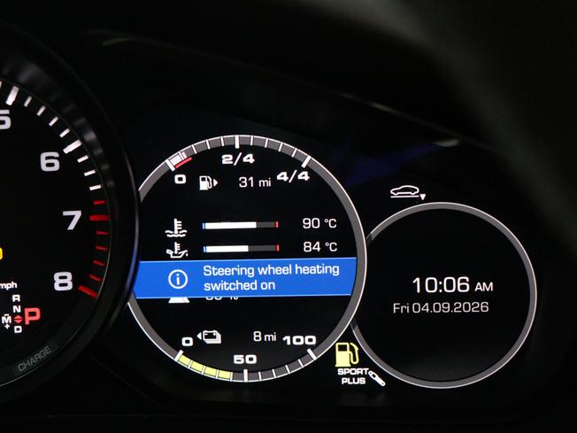 PORSCHE Panamera Photo 46