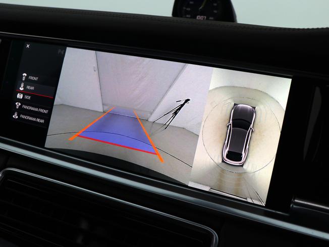 PORSCHE Panamera Photo 48