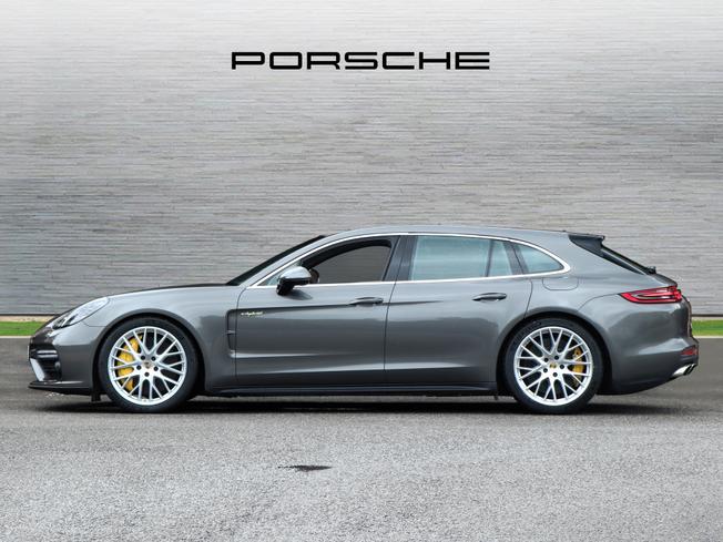 PORSCHE Panamera Photo 6