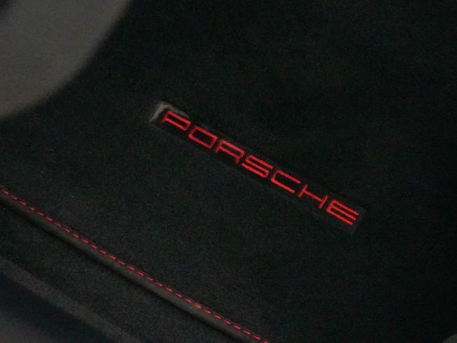 PORSCHE 718 Boxster Photo 37