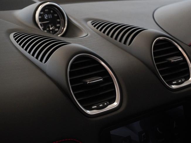 PORSCHE 718 Boxster Photo 39