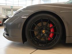 PORSCHE 718 Boxster Photo 4