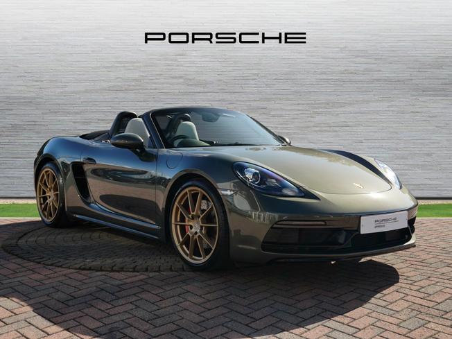 PORSCHE 718 Boxster Photo 1