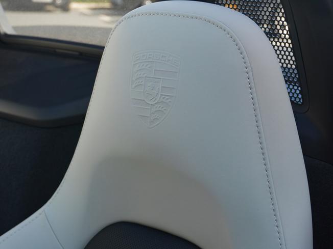 PORSCHE 718 Boxster Photo 15