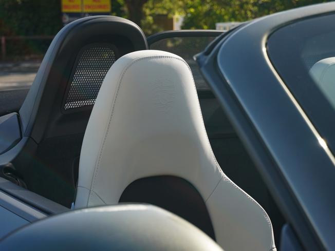 PORSCHE 718 Boxster Photo 17