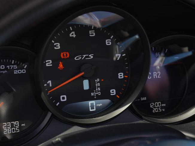 PORSCHE 718 Boxster Photo 23