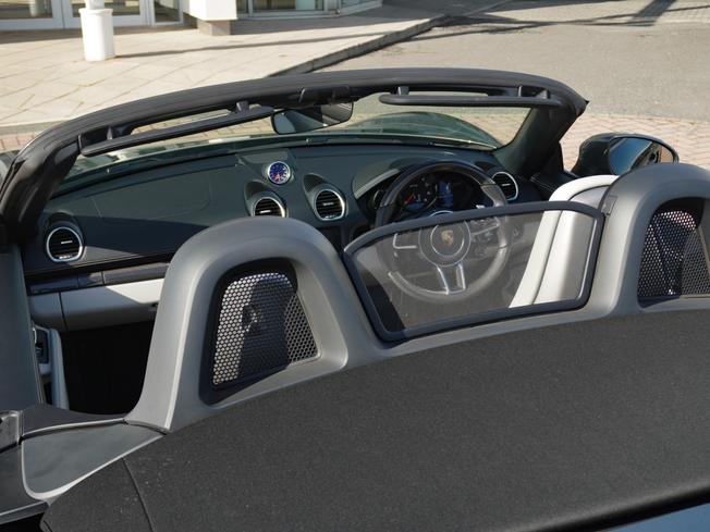 PORSCHE 718 Boxster Photo 26
