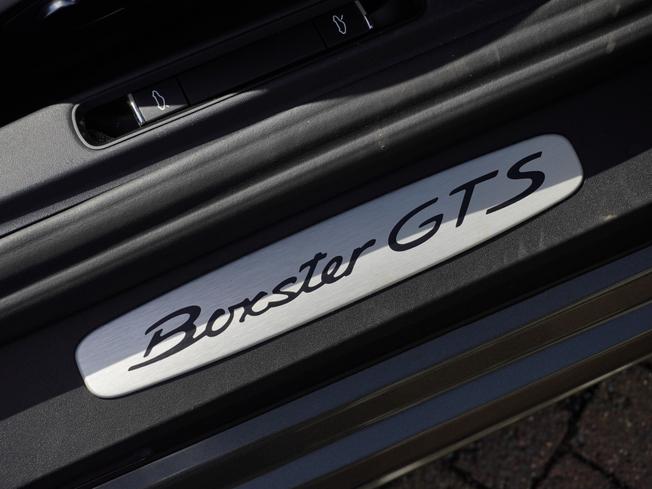 PORSCHE 718 Boxster Photo 38