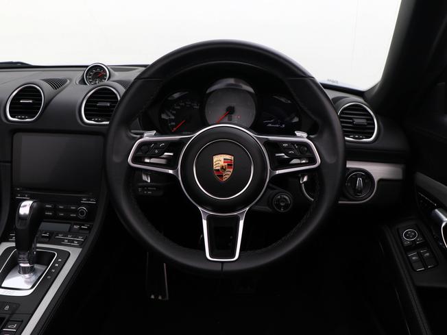 Porsche 718 Boxster Photo 26