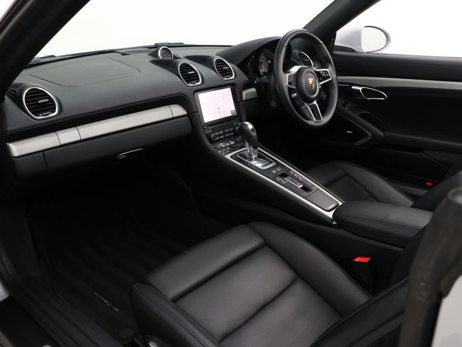 Porsche 718 Boxster Photo 41