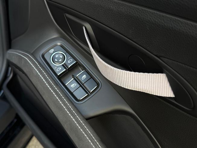 PORSCHE 718 Cayman Photo 20
