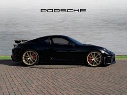 PORSCHE 718 Cayman Photo 4