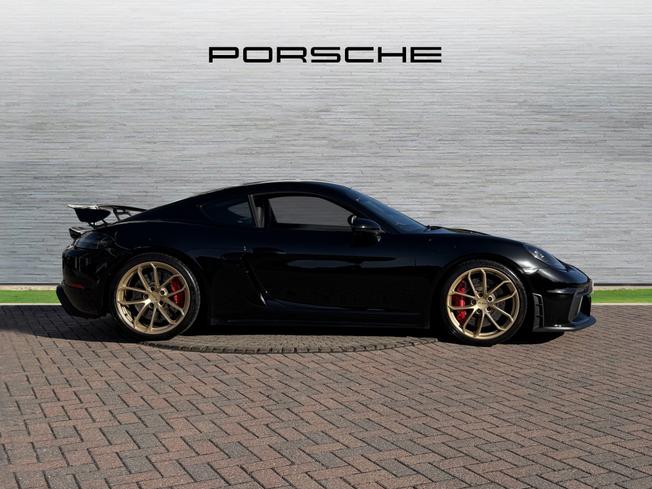 PORSCHE 718 Cayman Photo 4