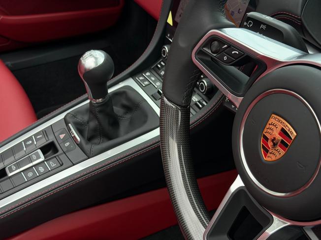 PORSCHE 718 Boxster Photo 24