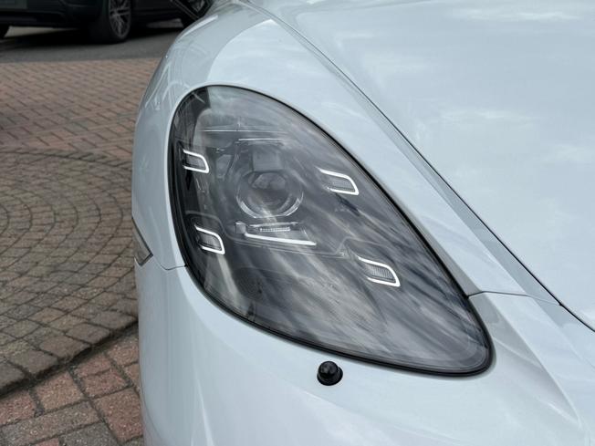 PORSCHE 718 Boxster Photo 28