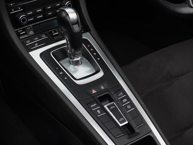 PORSCHE 718 Boxster Photo 29