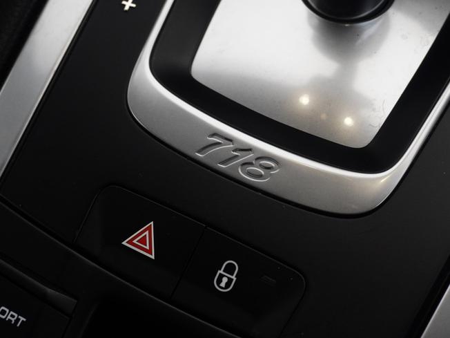 PORSCHE 718 Boxster Photo 34