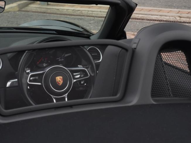 PORSCHE 718 Boxster Photo 38