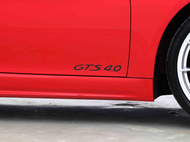 PORSCHE 718 Cayman Photo 15